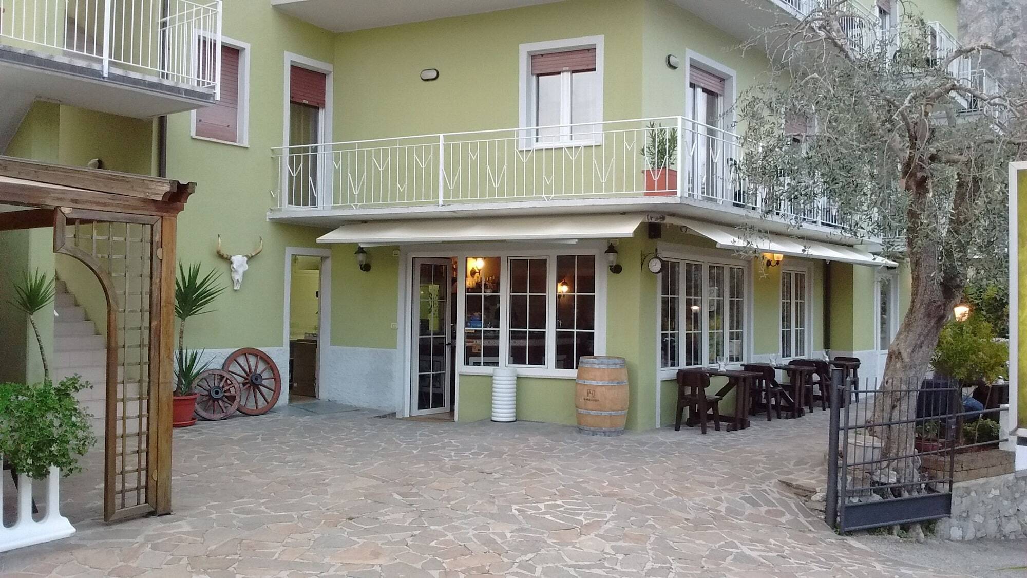 Hotel Casa Piantoni Limone sul Garda Eksteriør bilde
